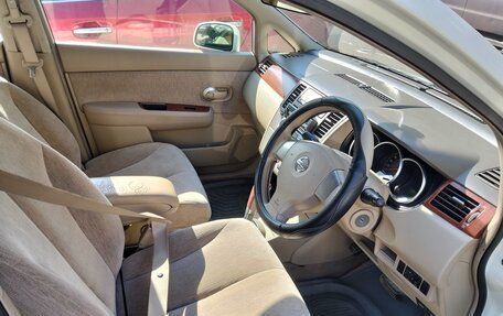 Nissan Tiida, 2004 год, 535 000 рублей, 4 фотография