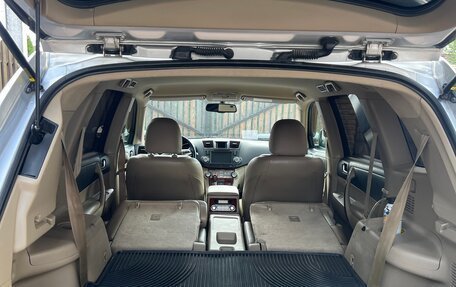 Toyota Highlander III, 2011 год, 2 250 000 рублей, 20 фотография