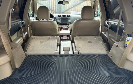 Toyota Highlander III, 2011 год, 2 250 000 рублей, 17 фотография