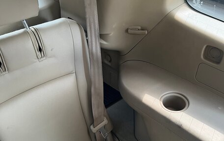 Toyota Highlander III, 2011 год, 2 250 000 рублей, 19 фотография