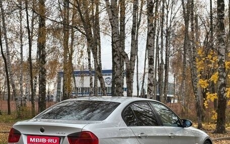 BMW 3 серия, 2006 год, 800 000 рублей, 4 фотография