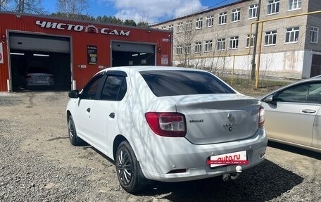 Renault Logan II, 2017 год, 1 000 000 рублей, 4 фотография