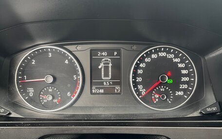 Volkswagen Caravelle T6 рестайлинг, 2016 год, 4 075 000 рублей, 13 фотография