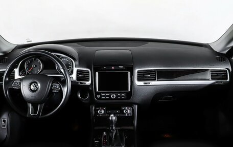 Volkswagen Touareg III, 2010 год, 2 150 000 рублей, 13 фотография
