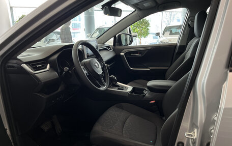 Toyota RAV4, 2020 год, 2 949 000 рублей, 20 фотография