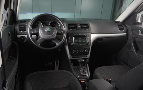 Skoda Yeti I рестайлинг, 2011 год, 999 000 рублей, 6 фотография