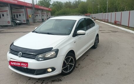 Volkswagen Polo VI (EU Market), 2012 год, 700 000 рублей, 5 фотография