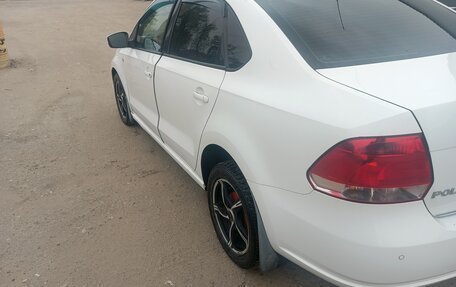 Volkswagen Polo VI (EU Market), 2012 год, 700 000 рублей, 9 фотография