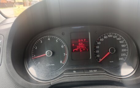 Volkswagen Polo VI (EU Market), 2012 год, 700 000 рублей, 17 фотография