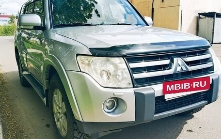 Mitsubishi Pajero IV, 2008 год, 1 600 000 рублей, 14 фотография