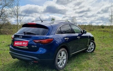 Infiniti QX70, 2015 год, 2 350 000 рублей, 4 фотография