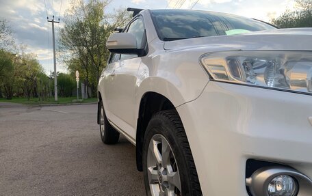 Toyota RAV4, 2011 год, 1 640 000 рублей, 10 фотография