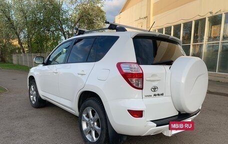 Toyota RAV4, 2011 год, 1 640 000 рублей, 4 фотография