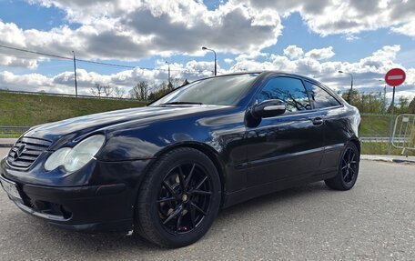 Mercedes-Benz C-Класс, 2002 год, 360 000 рублей, 2 фотография