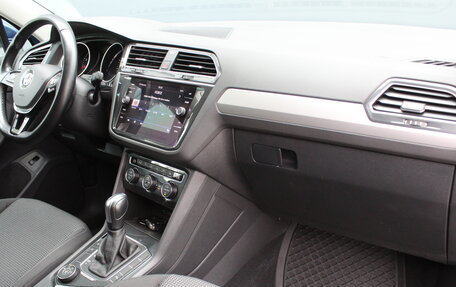 Volkswagen Tiguan II, 2020 год, 2 700 000 рублей, 5 фотография