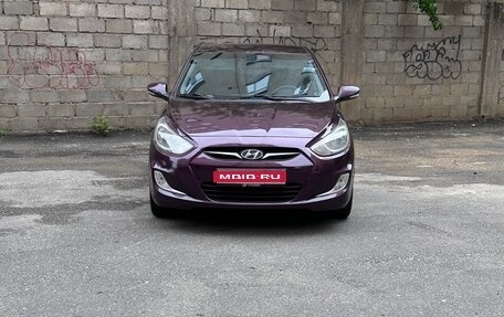 Hyundai Solaris II рестайлинг, 2011 год, 678 000 рублей, 1 фотография