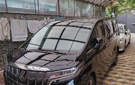 Toyota Alphard III, 2019 год, 6 000 000 рублей, 3 фотография