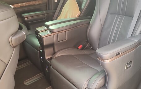Toyota Alphard III, 2019 год, 6 000 000 рублей, 5 фотография