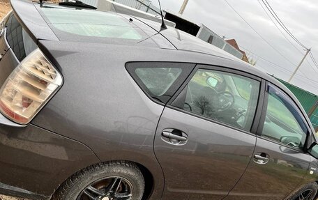 Toyota Prius, 2009 год, 730 000 рублей, 4 фотография
