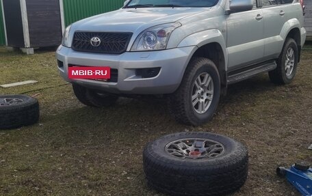Toyota Land Cruiser Prado 120 рестайлинг, 2006 год, 2 100 000 рублей, 6 фотография