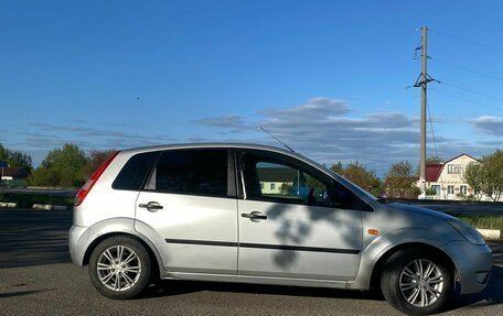 Ford Fiesta, 2004 год, 385 000 рублей, 7 фотография