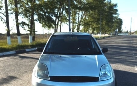 Ford Fiesta, 2004 год, 385 000 рублей, 13 фотография