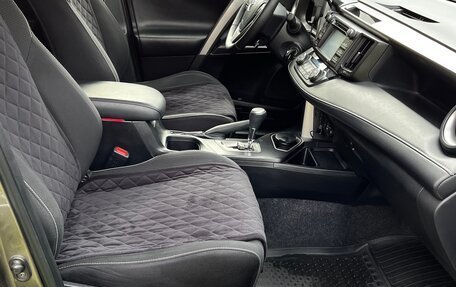 Toyota RAV4, 2016 год, 2 450 000 рублей, 20 фотография