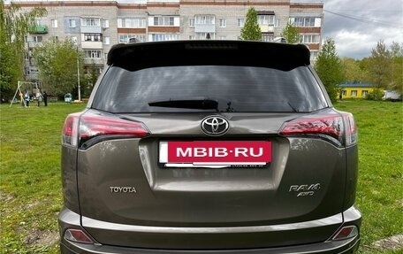 Toyota RAV4, 2016 год, 2 450 000 рублей, 7 фотография