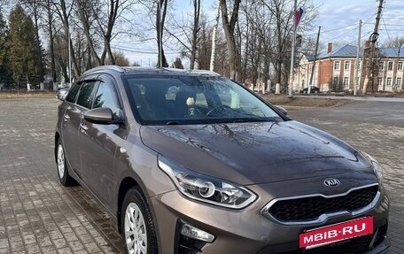 KIA cee'd III, 2019 год, 1 500 000 рублей, 4 фотография