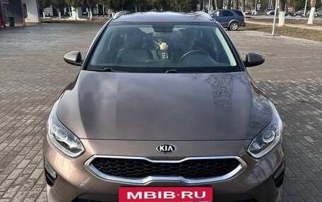KIA cee'd III, 2019 год, 1 500 000 рублей, 3 фотография
