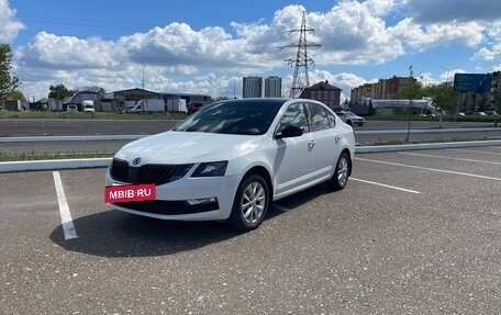Skoda Octavia, 2017 год, 1 810 000 рублей, 3 фотография