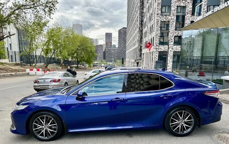 Toyota Camry, 2021 год, 3 050 000 рублей, 7 фотография