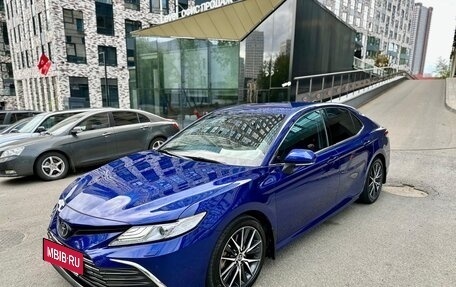 Toyota Camry, 2021 год, 3 050 000 рублей, 9 фотография