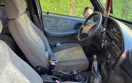 Chevrolet Niva I рестайлинг, 2003 год, 250 000 рублей, 10 фотография