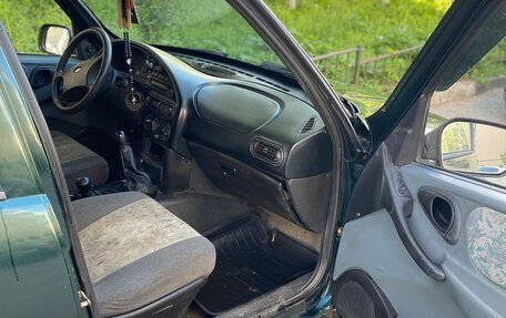 Chevrolet Niva I рестайлинг, 2003 год, 250 000 рублей, 11 фотография