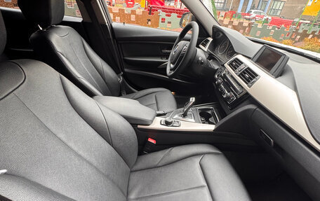 BMW 3 серия, 2015 год, 1 600 000 рублей, 10 фотография