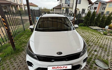 KIA Rio IV, 2021 год, 1 750 000 рублей, 2 фотография