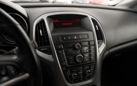 Opel Astra J, 2014 год, 867 080 рублей, 11 фотография