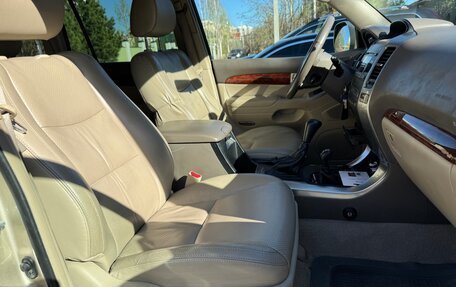 Toyota Land Cruiser Prado 120 рестайлинг, 2006 год, 3 300 000 рублей, 7 фотография