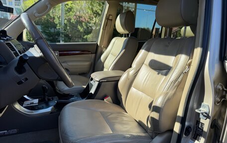 Toyota Land Cruiser Prado 120 рестайлинг, 2006 год, 3 300 000 рублей, 9 фотография