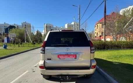 Toyota Land Cruiser Prado 120 рестайлинг, 2006 год, 3 300 000 рублей, 3 фотография