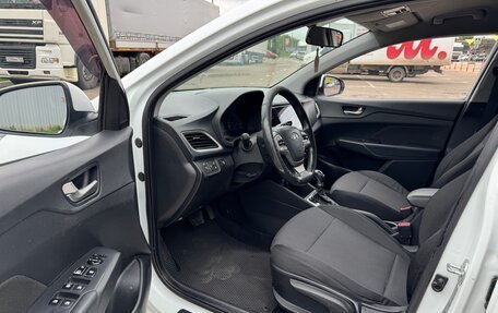 Hyundai Solaris II рестайлинг, 2018 год, 850 000 рублей, 8 фотография