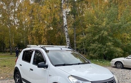 Renault Sandero I, 2014 год, 470 000 рублей, 2 фотография
