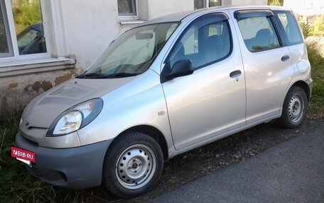 Toyota FunCargo, 2002 год, 350 000 рублей, 2 фотография