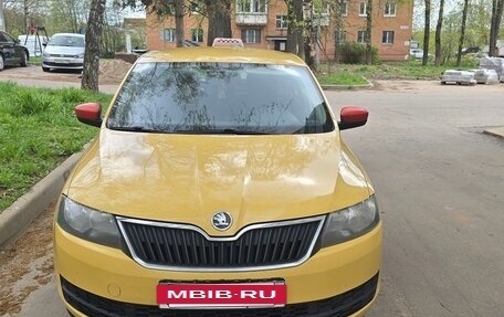 Skoda Rapid I, 2017 год, 550 000 рублей, 7 фотография