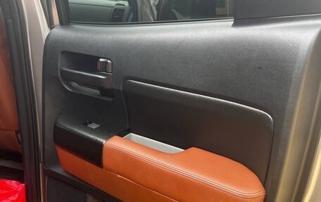 Toyota Tundra II, 2010 год, 3 170 000 рублей, 2 фотография