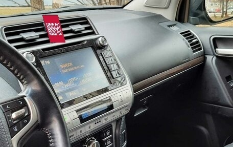 Toyota Land Cruiser Prado 150 рестайлинг 2, 2018 год, 5 900 000 рублей, 7 фотография