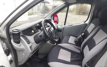 Renault Trafic, 2003 год, 790 000 рублей, 5 фотография