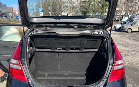Hyundai i30 I, 2011 год, 750 000 рублей, 21 фотография