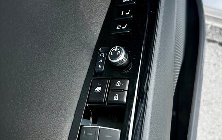Toyota Camry, 2024 год, 4 600 000 рублей, 8 фотография